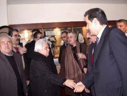 Bakan Çelik, Madımak Oteli'nde Hayatını Kaybedenlerin Yakınlarıyla Görüşüyor!!