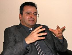 Demokrat Yargı Eşbaşkanı Ertekin: Danıştay'ın Kararı Hukuki Zeminden Yoksun Siyasi Bir Karardır!