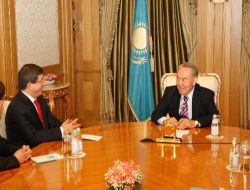 Davutoğlu Astana'da Temaslarına Başladı!