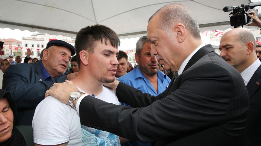 Erdoğan: Bölücü terör örgütünün ne kadar alçak olduğunu bir kez daha gördük