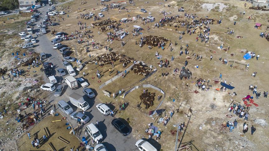 Kurban kesim alanlarında yoğunluk yaşandı