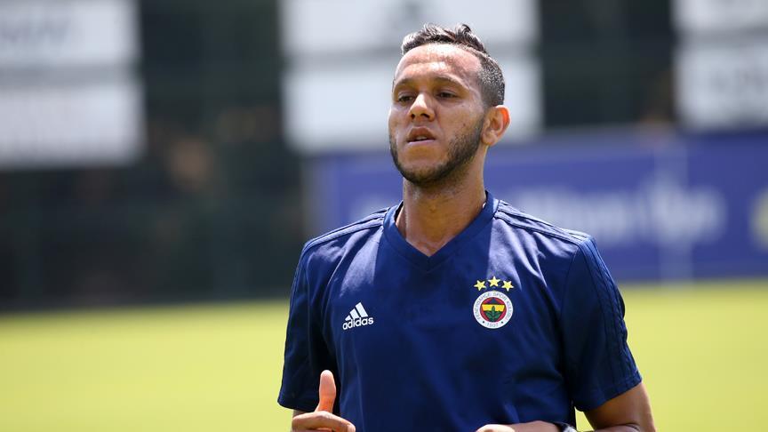 Fenerbahçe, De Souza için 12 milyon avro alacak!