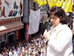 "Türkiye Demokratikleşmeden Kürt Sorunu Çözülmez!"