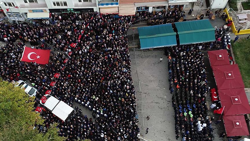 Türkiye şehitlerini uğurluyor!