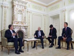 Putin:"Kuzey Akım'dan Ekim 2011'de Doğalgaz Akmaya Başlayacak!"