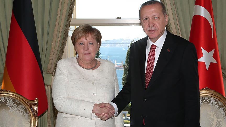 Cumhurbaşkanı Erdoğan, Almanya Başbakanı Merkel'i kabul etti