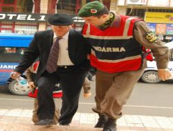 İcra Memurlarıyla Hacze Gelen Alacaklıyı Bıçaklayan Zanlı, Tutuklandı