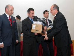 Başarılı Okullar Akıllı Tahtaları Kaptı