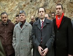 Gümüşhane Vali Vekili Demiral: Araca Ulaştık, Çıkarmak İçin Çalışmalarımız Sürüyor