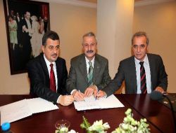 Türkiye'de İlk Defa Eczacı Yardımcı Personeli Kursu Açılıyor
