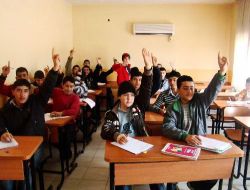 Cizre'deki Ebul-iz Derneği, 480 Öğrenciyi Ücretsiz Okutuyor