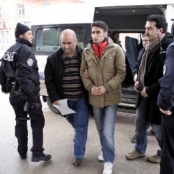 Van'da Kck Operasyonu: 8 Gözaltı!