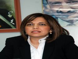 DSP Kadın Kolları Genel Başkanı Ağırbaş: Siyasetçi, Elini Kadının Başörtüsünden Çeksin!!