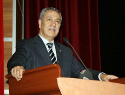 Arınç'tan Chp'ye:"Hayatta Tek Başına İktidar Olamaz!"