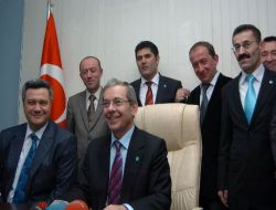 Türkiye Partisi Genel Başkanı Şener: Bu Kavgalar Türkiye'ye Zarar Veriyor!