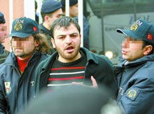 Dink cinayeti davası tutuklu sanıkları adliyeye getirildi