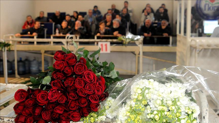 Çiçek mezatlarında Sevgililer Günü hareketliliği