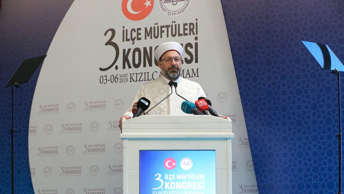Diyanet İşleri Başkanı Erbaş: Camilerimiz asla ayrıştırmaya alet edilemez