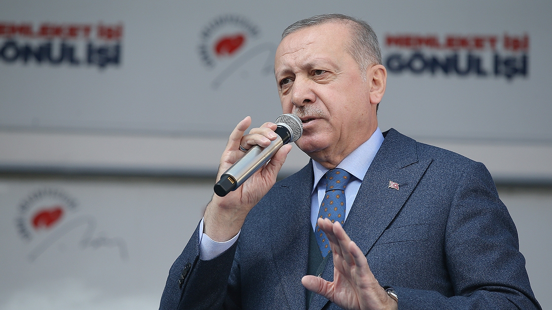 Erdoğan: Beraberliğimize fitneyle saldıranlar pusuda bekliyor