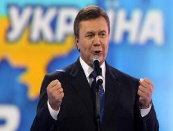 Yanukoviç Resmen Ukrayna Cumhurbaşkanı, Timoşenko Mahkemeye Gidiyor..