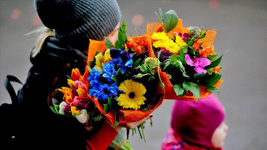 Anneler Günü için 39 ülkeye 45 milyon dal çiçek satıldı!