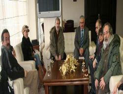 Tiyatroculardan Erzurum Büyükşehir Belediyesi'ne Ziyaret