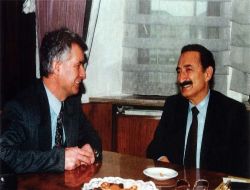 Ecevit, Başkent Hastanesi'nden Aldığı Bilgiler Üzerine Ayrılmış