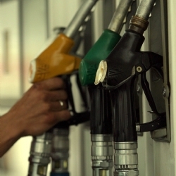 Benzinde İndirim  Müjdesi