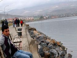 Bitlis'te Yazdan Kalma Günler Yaşanıyor