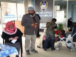 Sur Belediyesi Dilencilerle Baş Edemiyor