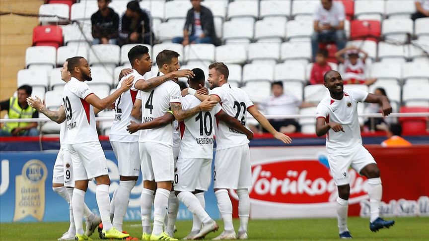 Gençlerbirliği galibiyetle tanıştı!