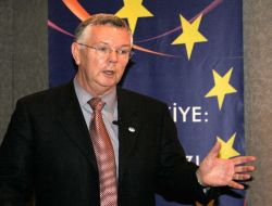 Vali Kızılcık: Üretimde Yeni Fikirler Ve Farklı Metotlar Geliştirilmeli