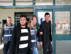 Çalıntı Araçları Parçalayarak Satan Çete Çökertildi!