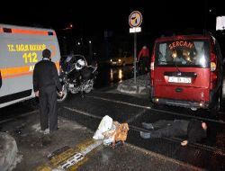İzmir'de Kaza: 3 Aracın Altında Ezilen Kadın Öldü