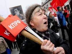 Rusya'da Muhalefet Zamları Protesto Etti, İktidar Partisi De Destek Verdi!
