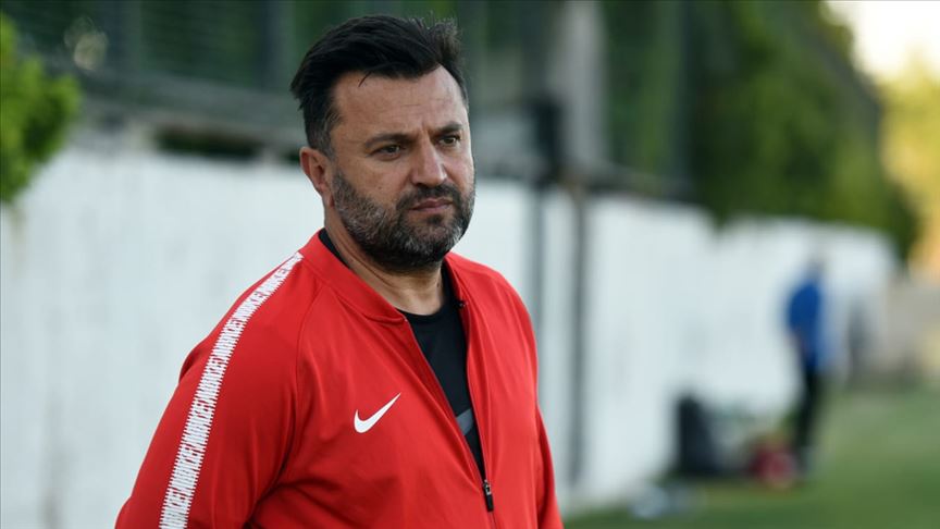 Bülent Uygun Denizlispor'la yola devam etmek istiyor..