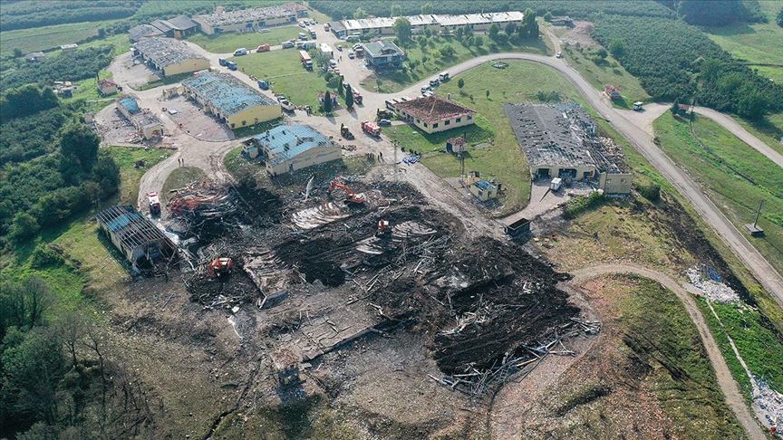 Sakarya'da havai fişek fabrikasındaki patlamaya ilişkin idari soruşturma başlatıldı