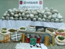 Terör Örgütüne Uyuşturucu Satarak Kaynak Sağlayan 4 Kişi Tutuklandı!