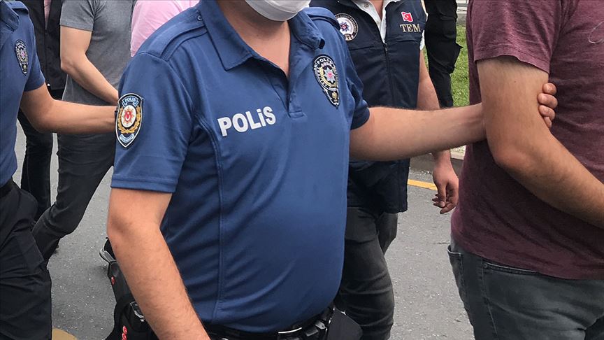 FETÖ ile iltisaklı oldukları gerekçesiyle emniyet ve jandarmadan 36 bin 176 kişi ihraç edildi