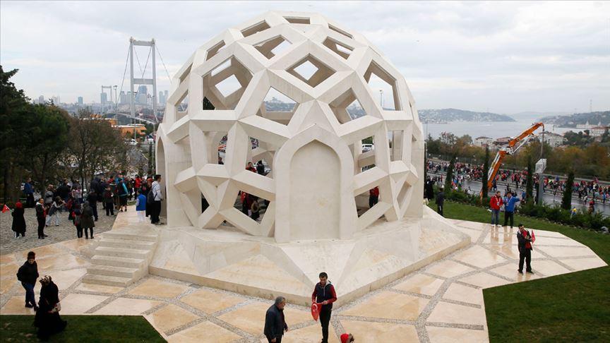 '15 Temmuz Şehitler Anıtı'nın mermerleri FETÖ'cüden alındı' iddiasına yalanlama