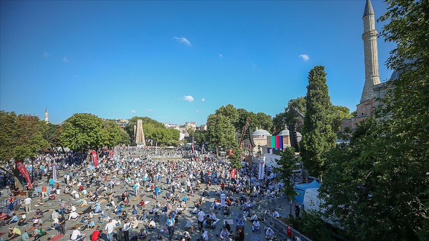 'Ayasofya-i Kebir Cami-i Şerifi ibadete açılıyor'