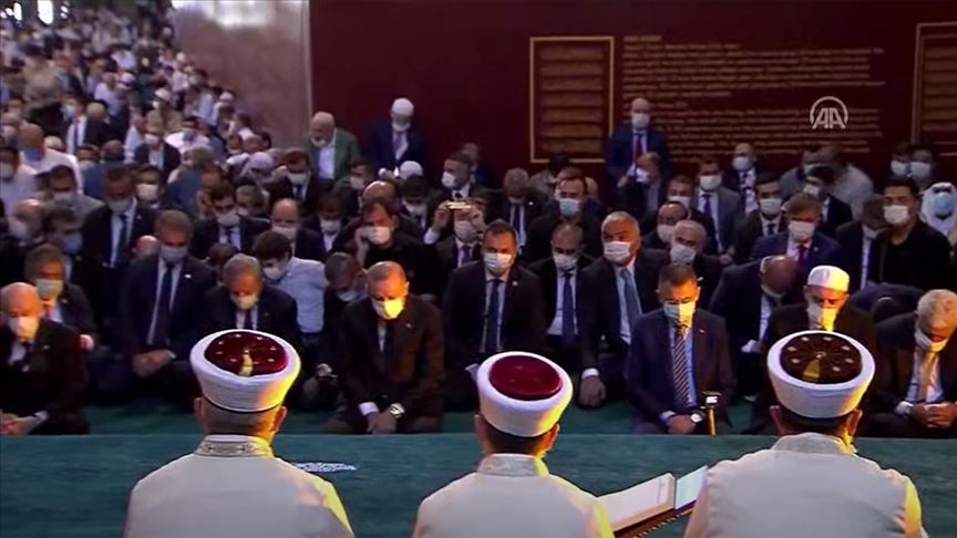 Cumhurbaşkanı Erdoğan cuma namazı için Ayasofya-i Kebir Cami-i Şerifi'nde