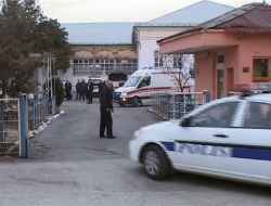 Sivas Açık Cezaevi'ndeki Kavgada 2 Mahkum Bıçakla Ağır Yaralandı