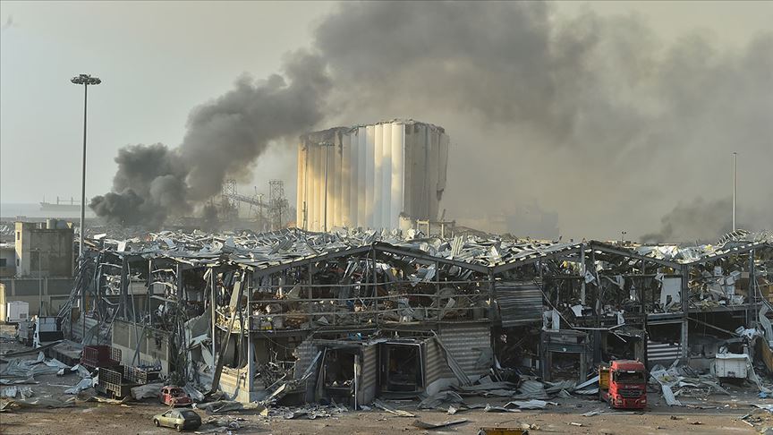 Lübnan, Beyrut Limanı'ndaki 'tarihi' patlamanın şokunu yaşıyor!