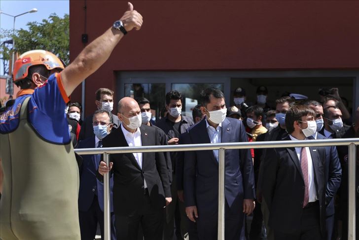 Bakanlar Soylu ve Kurum, deprem simülasyonunu deneyimledi