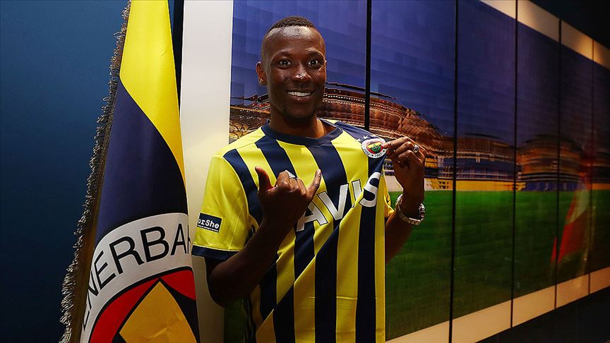 Fenerbahçe Mame Thiam'ı transfer etti!