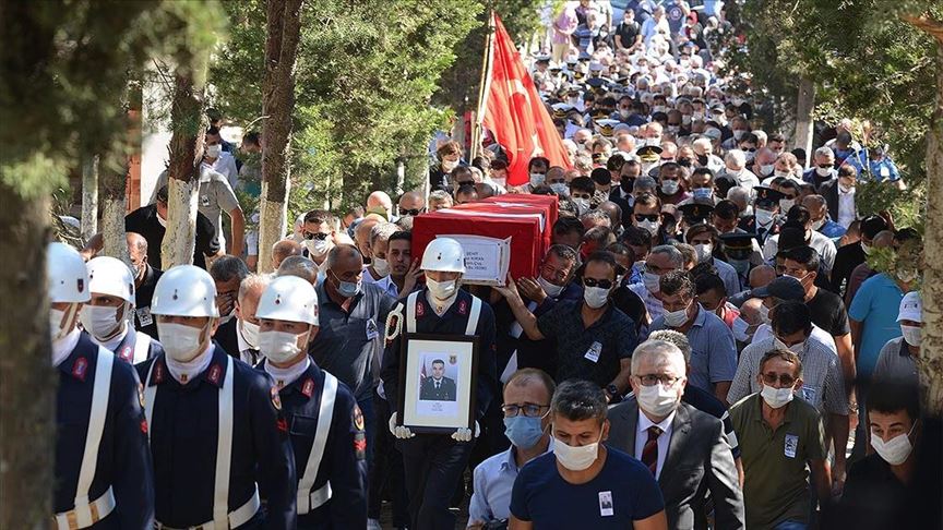 Giresun'daki selde şehit düşen Uzman Çavuş Kıran son yolculuğuna uğurlandı