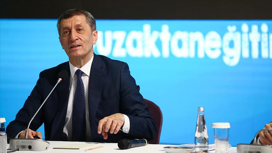 Milli Eğitim Bakanı Selçuk: 21'inde belirli sınıflarda yüz yüze eğitimi başlatacağız