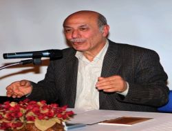 Yazar Mengüşoğlu: Ancak Düşünen Toplumlar Gelişip Büyümeye Katkı Sağlar