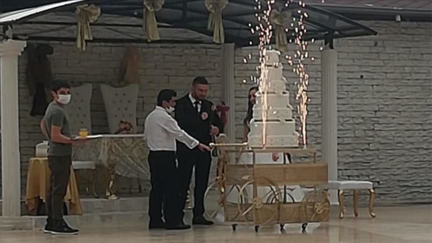 Karantinada olması gerekirken düğün salonunda çalışan sanığa hapis istemi